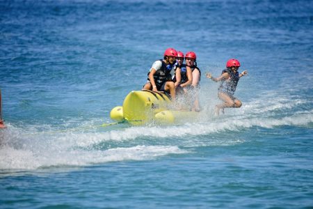 BANANA BOAT