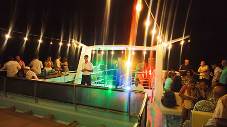 Fiesta Nocturna a bordo